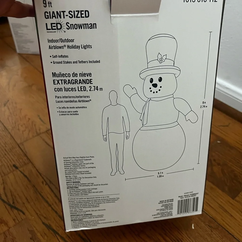 Festive Snowman Inflatable Holiday Decor